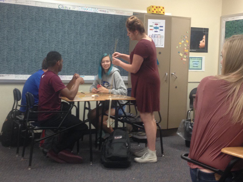 DW131's tweet photo. Trying to establish a strong base! #apeLANG #ops_burke #collaboration https://t.co/qM5oigflIw