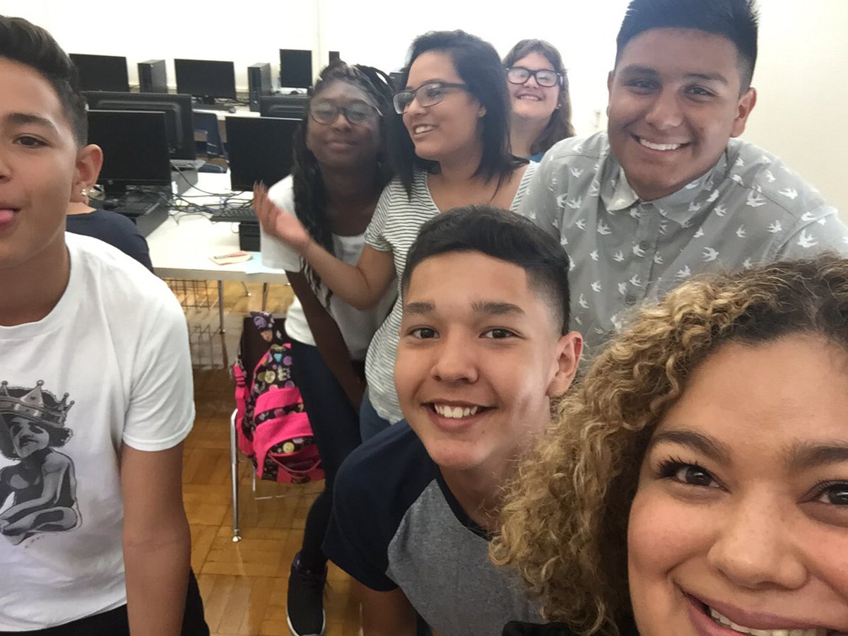 ITS_BonnieG's tweet image. 1st Day Excitement! Getting to know each other. @Panther_NewTech #panthernt #iamEPISD  @newtechnetwork