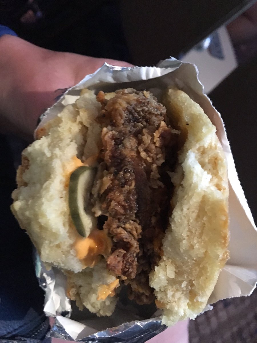 jennifer Knowles tweet media