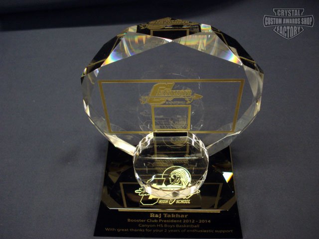 CFcustomawards's tweet photo. Ready for #BTS ?Like  these custom awards? We can help #recognize your #BoosterC and #PTA parents. #highschool https://t.co/mLlwyyIJrV