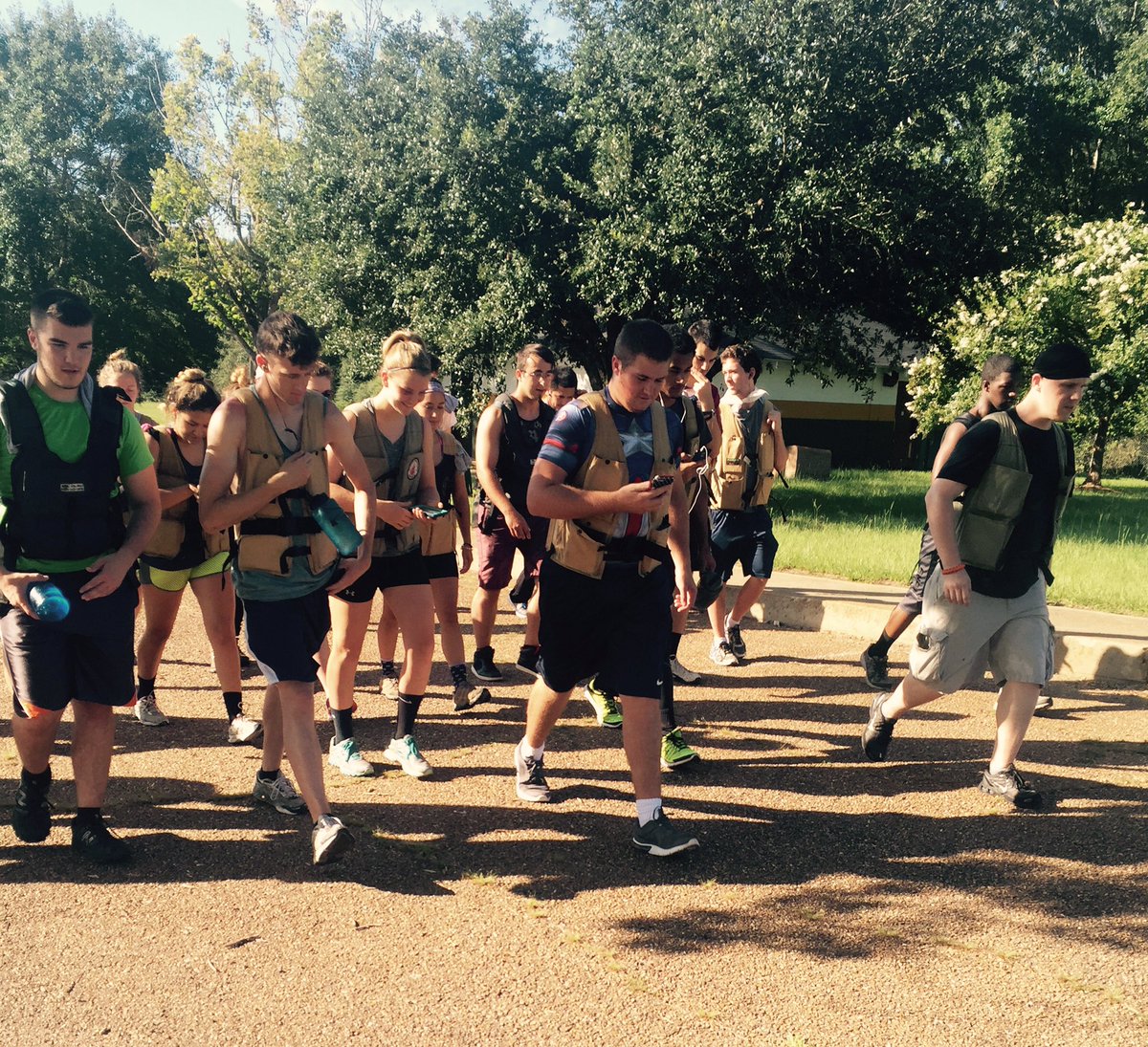 BLM_ES's tweet image. #PackTest this morning for AmeriCorps students in #Mississippi #TrainingHard #firefighters