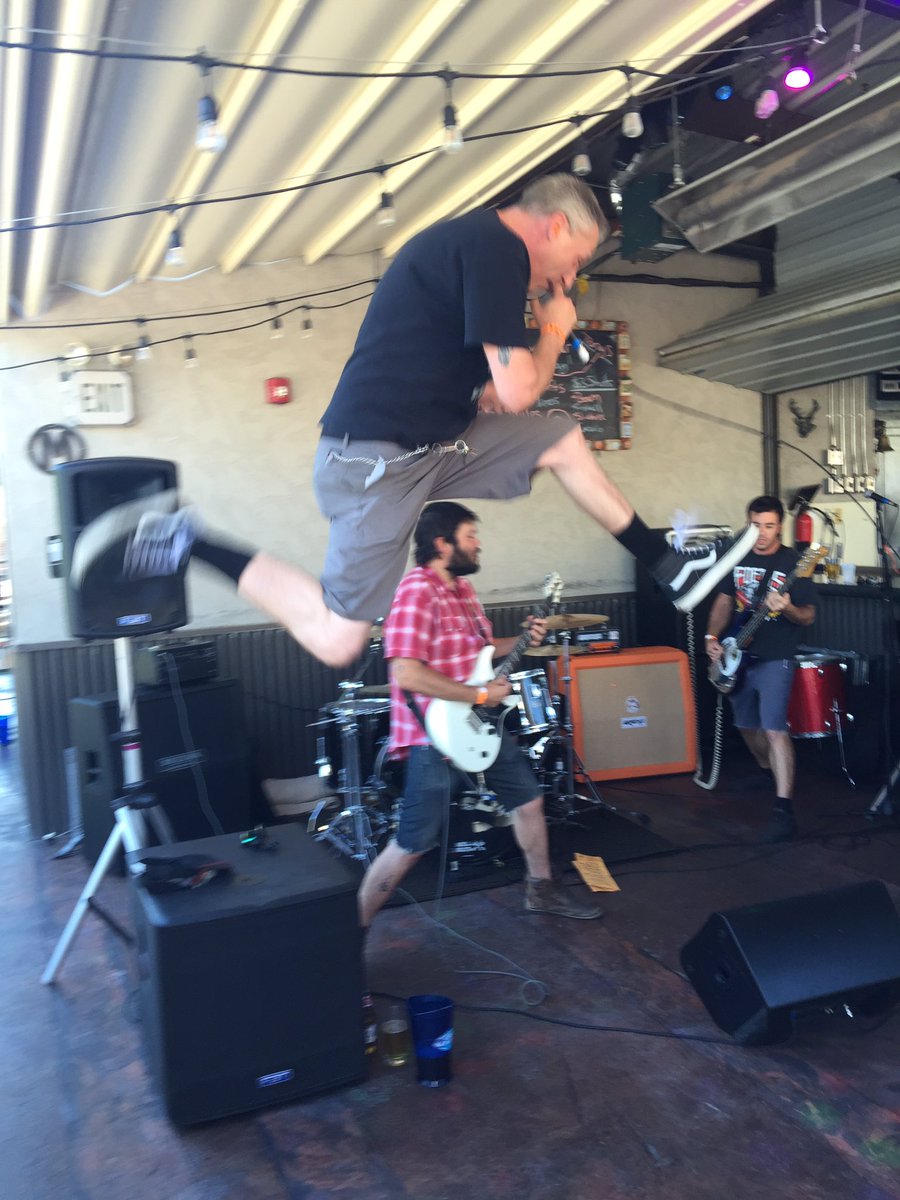 MapleStMusic tweet picture