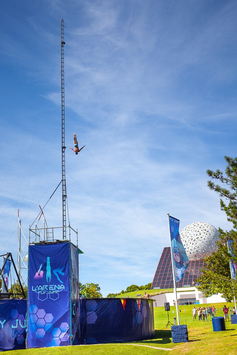 Futuroscope_ES's tweet photo. #Rio2016 se ha terminado, pero nosotros seguimos con nuestra competición de salto hasta el 27 de agosto. #FlyJump https://t.co/ujJZcAdtIK