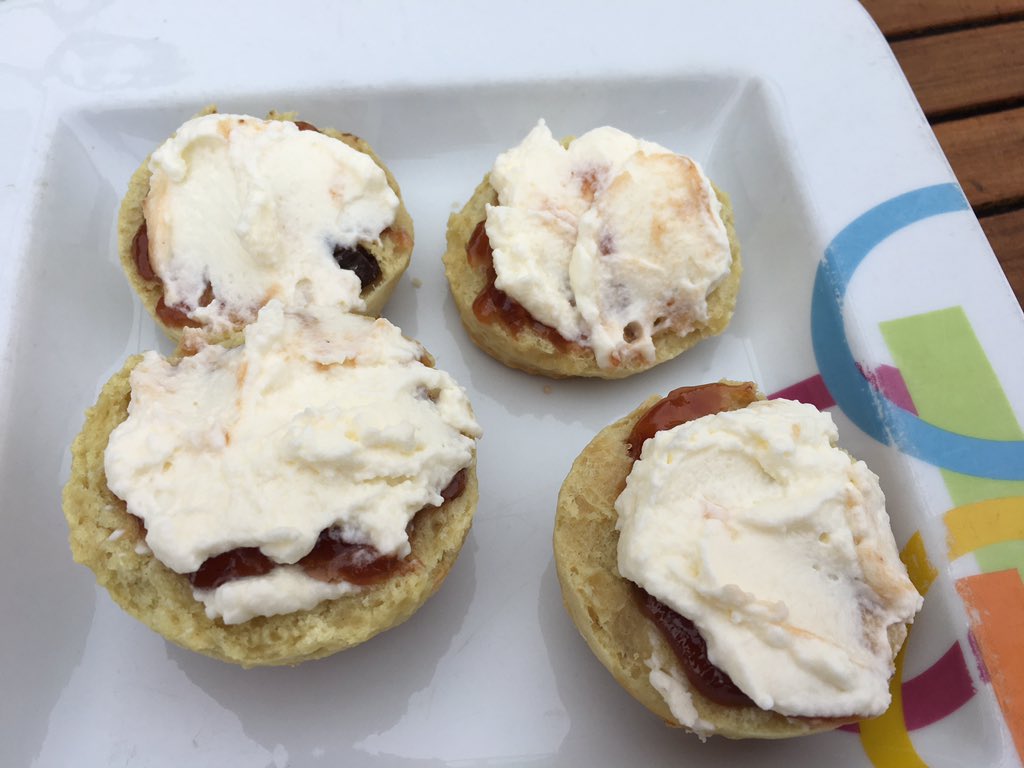 hmajor08's tweet photo. Cream tea on @CelebrityCruise but ONLY between 3:30 &amp; 4:30 #werunatightship #timingiseverything https://t.co/QkesnAmVWL