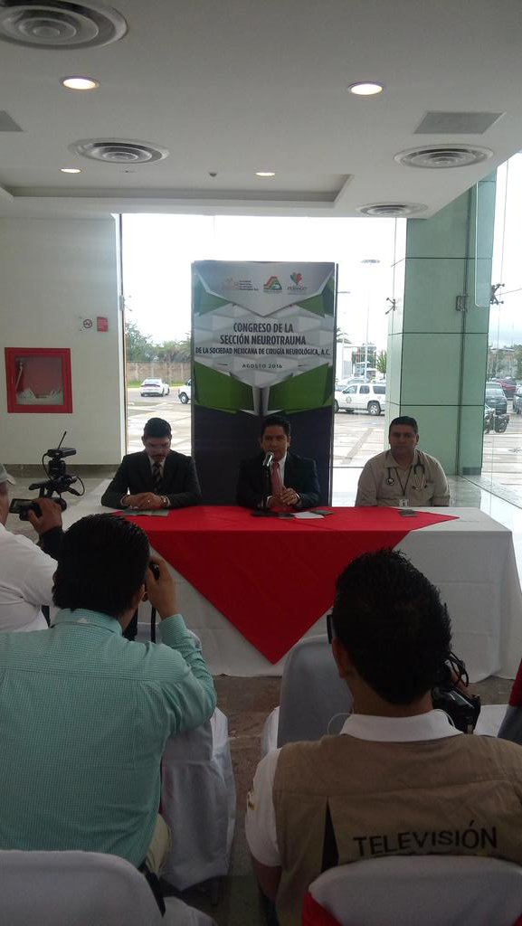 SSDurango's tweet image. En rueda de prensa @NeuroDgo informa sobre Congreso de la Sección de Neurotrauma con sede en Durango