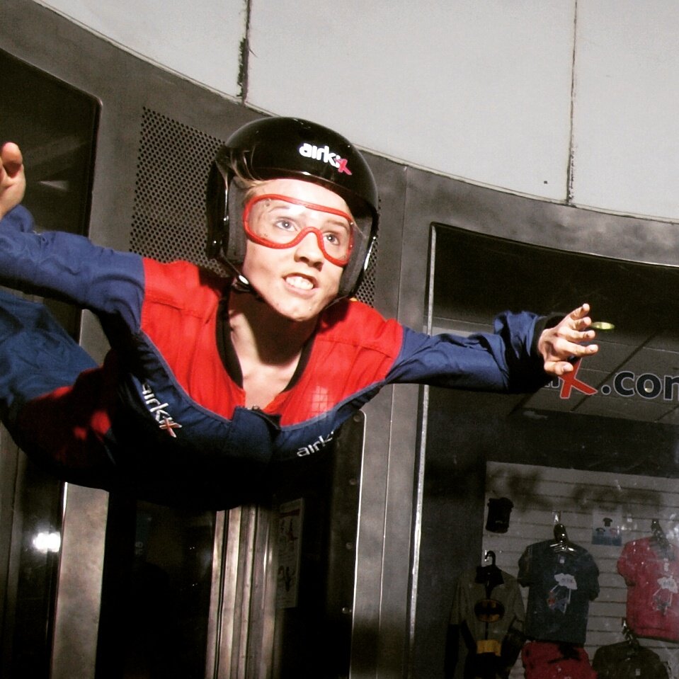 Rachibuns's tweet photo. Having fun at @Airkix https://t.co/59zRZMmvTD
