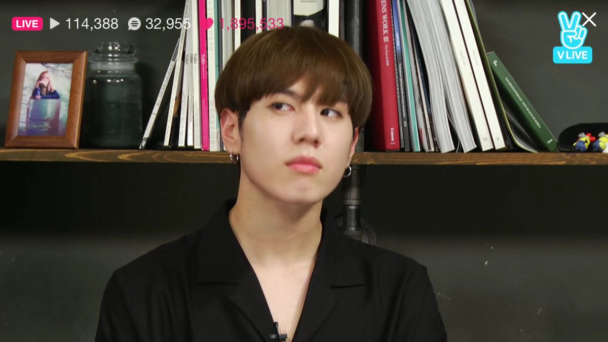 idogyoucat's tweet photo. Step by Step มองแรงของคายอม 5555555 #yugyeom #유겸 😂 https://t.co/VWyXn6MPj0