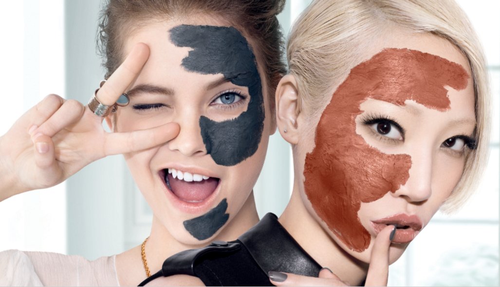 LookDeiVip's tweet photo. Pelle bellissima con le maschere all'argilla @lorealparis 
Provate il trend #multimasking 
https://t.co/okDPMs6jjo https://t.co/Fa69870Y9L