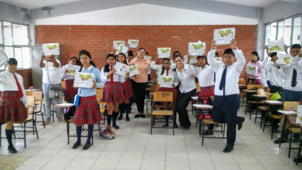 BrendaToddR's tweet photo. Apoyando la formación de nuestros niños coahuilenses @GobDeCoahuila #EnCoahuilaMasEducacion https://t.co/ZRNq8crTxq