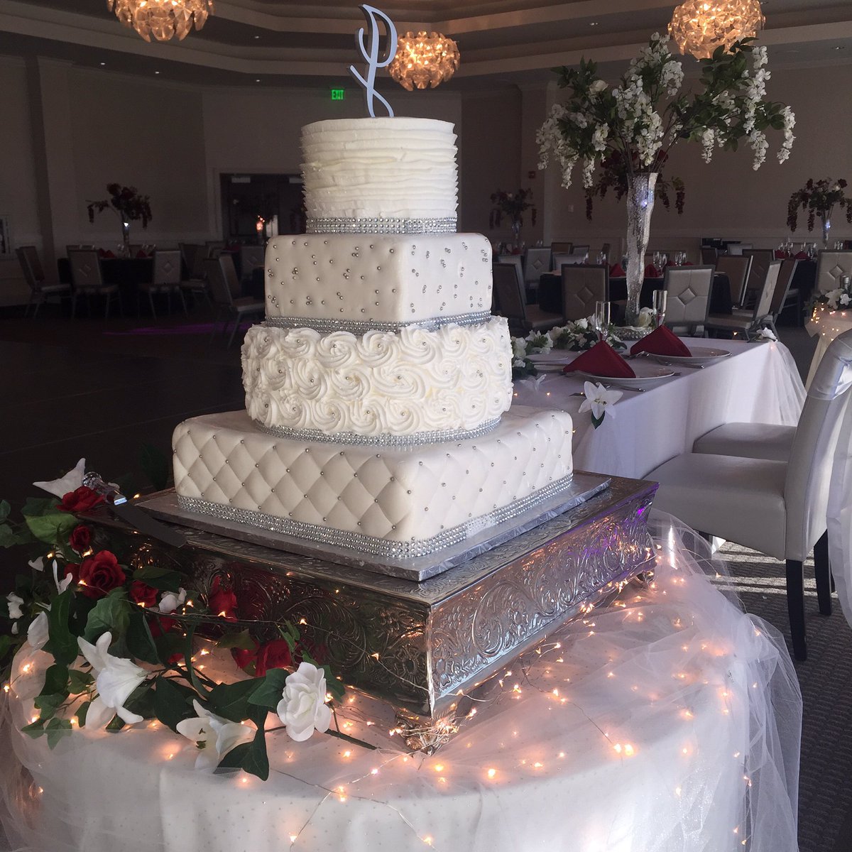 Free Wedding showcase at 7 pm.  3 Golf Drive Kenilworth NJ exit 138 GSP. Delicious food &amp; desserts. Meet vendors.
