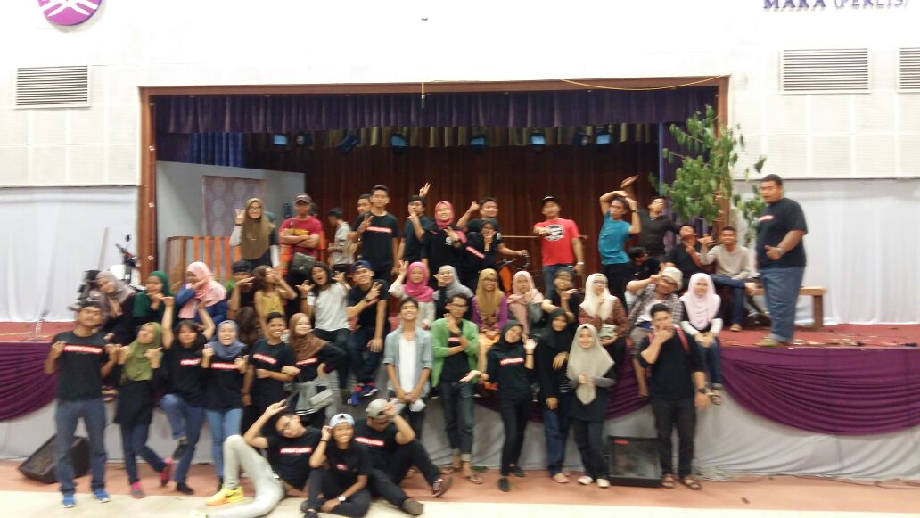 dianahafik's tweet photo. Congrats semua ! #manariko #pentasdigma https://t.co/CSS7SltXcX