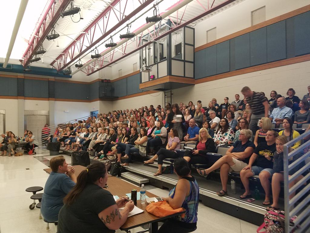 KhunterKristan's tweet photo. #midprairie welcome back mpstaff! https://t.co/tjtzGgxh7S