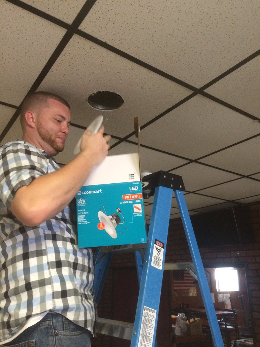 HomeDepot981's tweet photo. Team Depot Project - Colonia VFW : Windows, LED Lighting and Attic Insulation. #981style https://t.co/C7BcxtxJLI