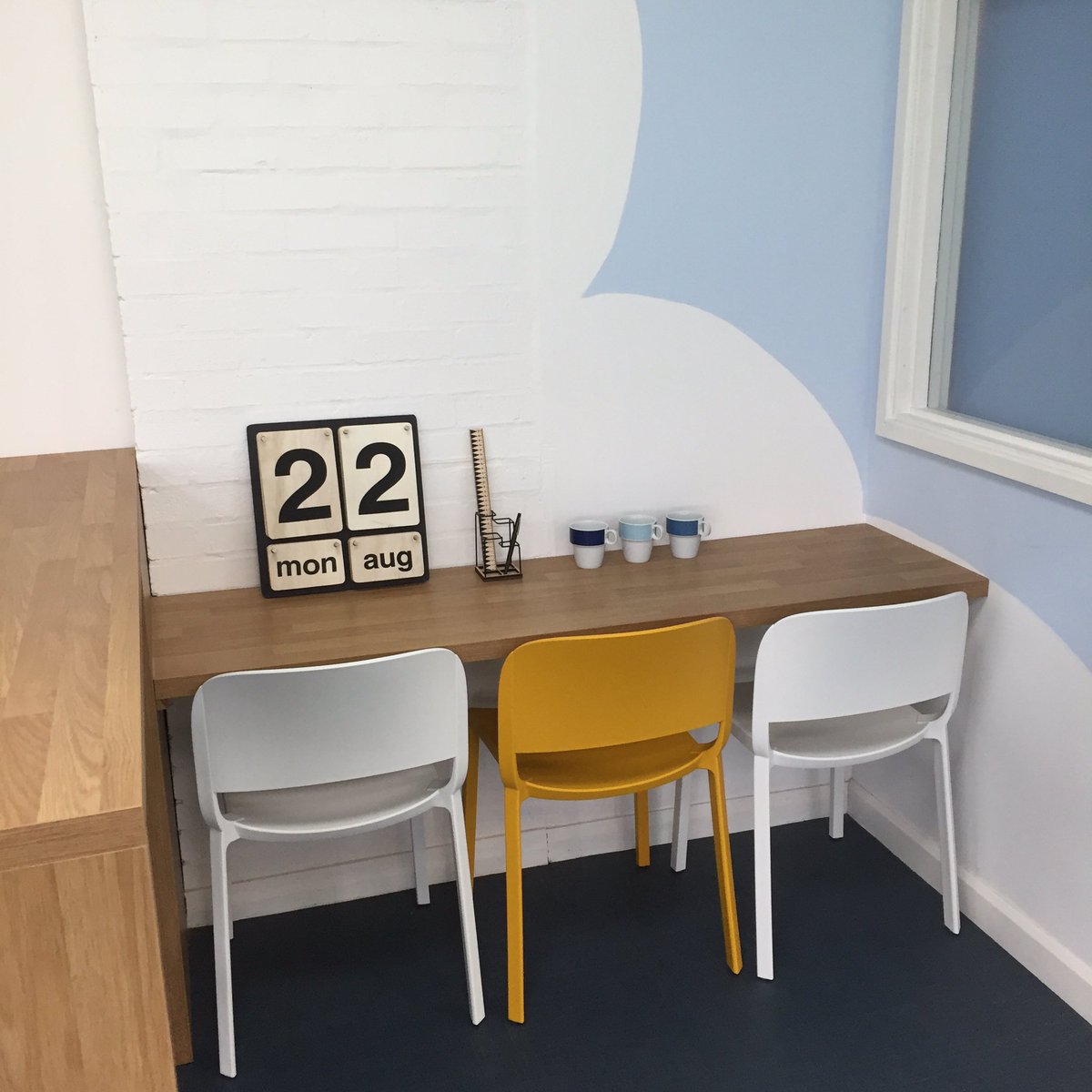 OnglStudio's tweet photo. Lovely day spent styling and photographing #LearningLounge @willowshigh with @homebykirsty and @davidmanton https://t.co/XiQaxaeb9B