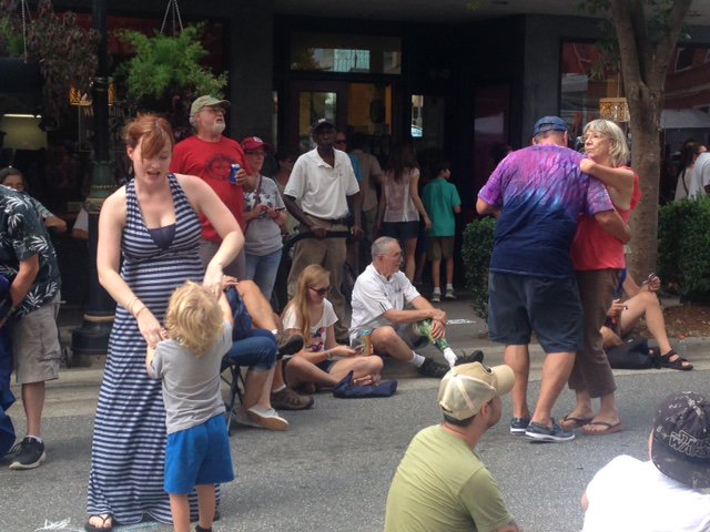 SSOF2014's tweet image. We support dancing in the street during #SSO4! Who made it out for August's show?