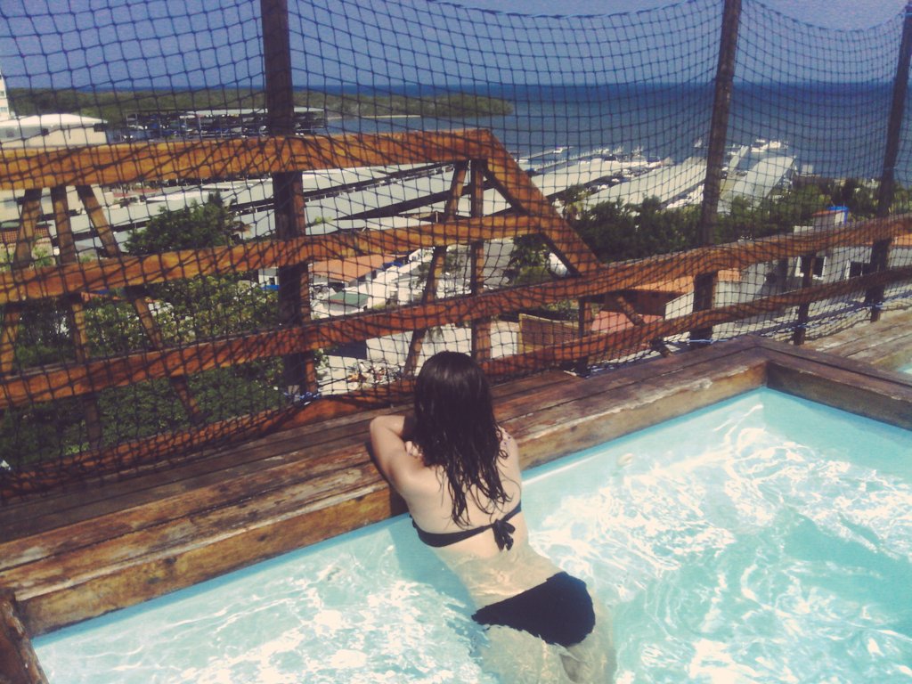 AlwaysArjPott's tweet photo. #Tucaca #MallorquinaSuites https://t.co/TOarYUtLap