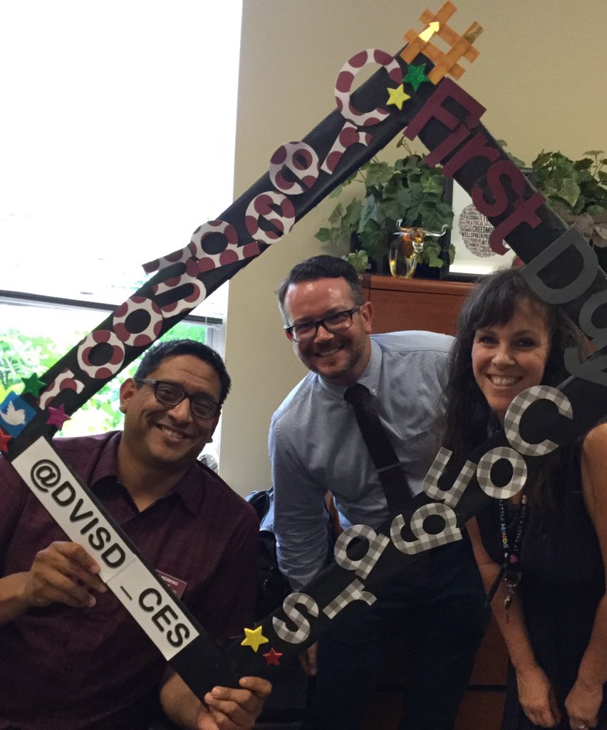 DVISD_CES's tweet photo. CES staff, parents & students super excited to be back in school!! #DVISDfirstday #CEScougars https://t.co/lrrpRsFKIc