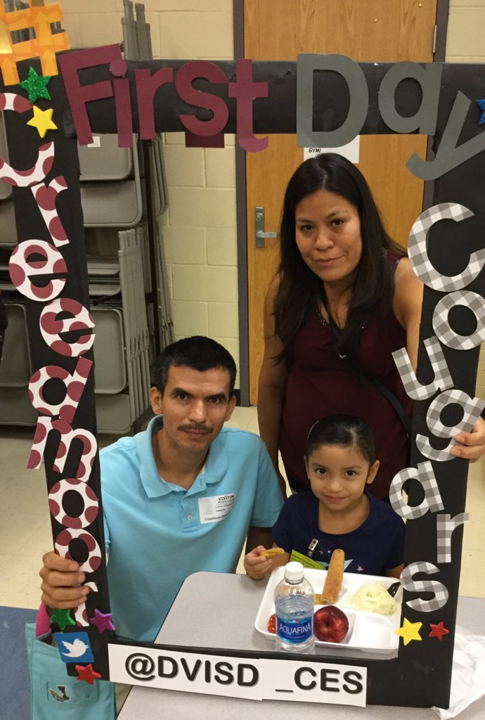 DVISD_CES's tweet photo. CES staff, parents & students super excited to be back in school!! #DVISDfirstday #CEScougars https://t.co/lrrpRsFKIc