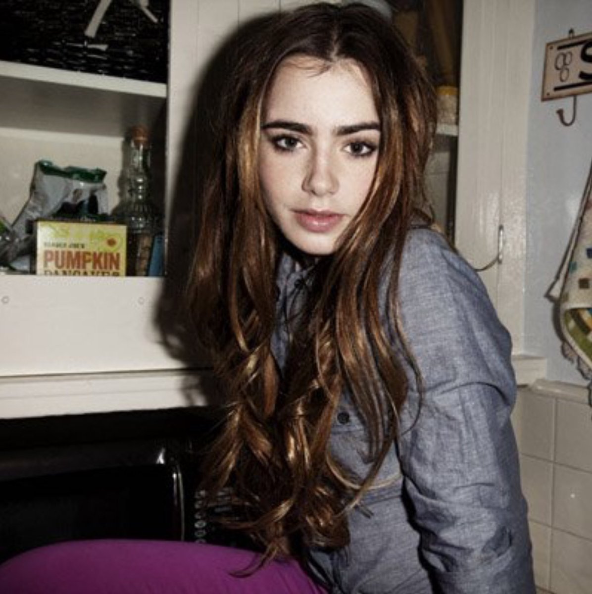 Pin By Wendy Barcenas On Lily Collins Lily Collins Hair Images Lilly Collins