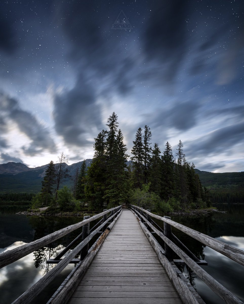 Oh hi Jasper!!🙋🏼 <a href="/TourismJasper/">Tourism Jasper</a> <a href="/JasperNP/">Jasper National Park, Parks Canada</a> <a href="/ExploreCanada/">Canada</a> <a href="/ParksCanada/">Parks Canada</a> #jasper #canada #myjasper