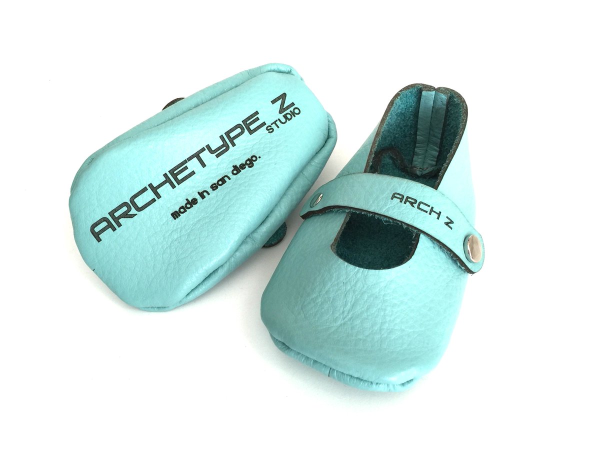 ArchetypeZ's tweet photo. Featured instructables: Make Leather Baby Shoes https://t.co/XtqLykSTV4 #babyshoes #leathercraft #emblaser #lasercut https://t.co/21dBc8Ja1n