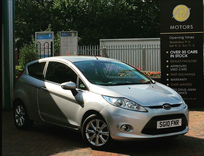 Dw_music_'s tweet photo. I shall name him Titan.. #NewCar #FordFiesta #Fezzie #Ztec #Sliver #Titan 🚗🚗🚗 https://t.co/dF3GiwJ6qT