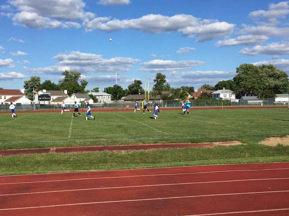 memorial_ms's tweet image. Girls Soccer defeats Groveport 3-0, great job Jags!