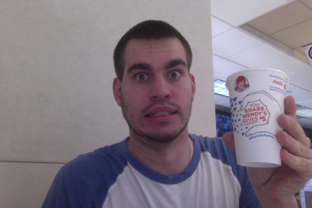 Cnote0717's tweet image. Can I haz free beisbols? #50CentFrostyMLB
