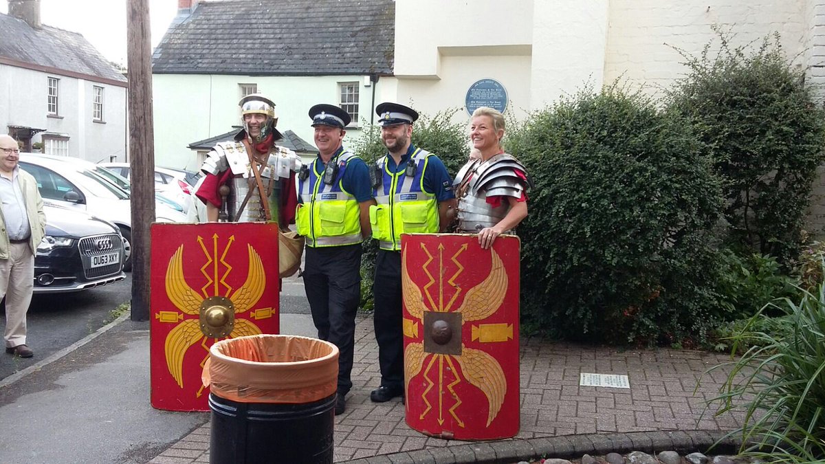 ServiliusPulex's tweet photo. Aching feet and shoulders today but what a great walk. Can't wait for the next next one #Romanmarch #UskValleyWalk https://t.co/zMZzv2OAuS