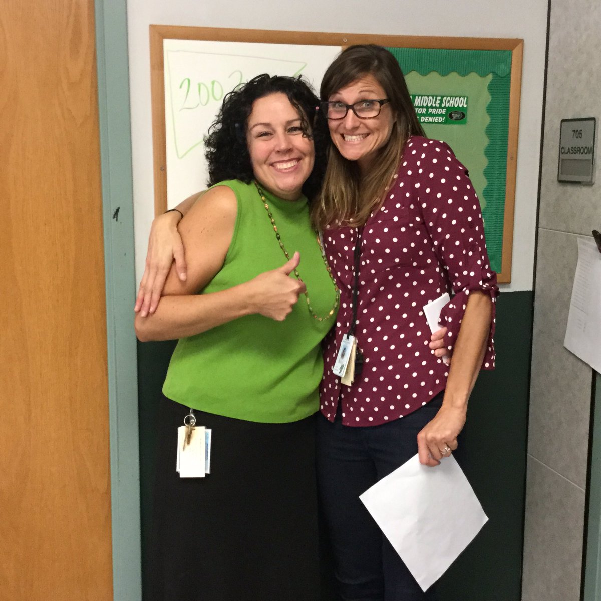 DVISD_OMS's tweet photo. #DVISDfirstday it's great to be a gator https://t.co/mQpclF7pNh