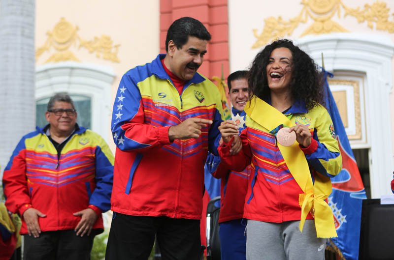 GRecaudacion's tweet photo. SENIAT_Oficial: Pdte.NicolasMaduro aprobó un aumento del 50% en las becas deportivas de Alto Rendimiento #Generaci… https://t.co/kmgld71yr9