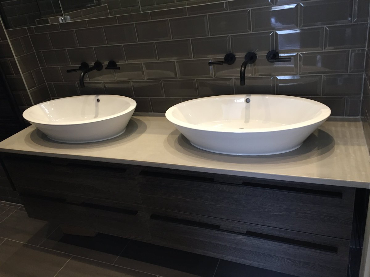 Cretecraft's tweet photo. 18mm #microconcrete #vanitytops by #cretecraft sleek and elegant don't you think ..... https://t.co/DTtJFxXp0O