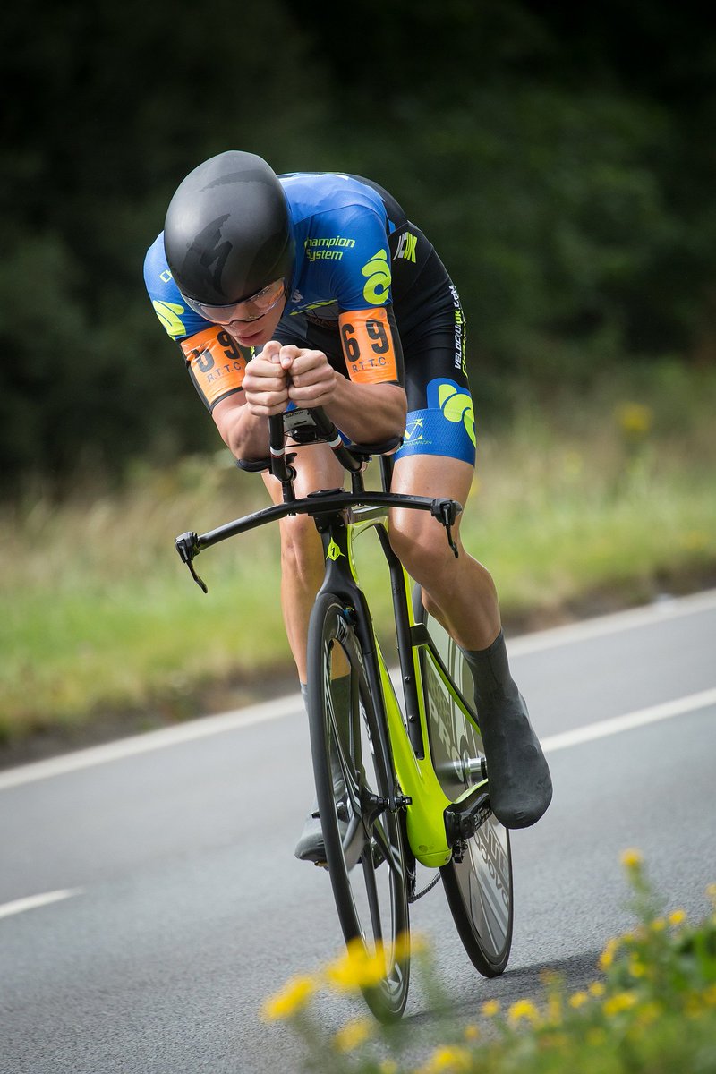 huw_williams1's tweet photo. Juniors in action at the @Cycling_T_T national 10. Pics here: https://t.co/gNFj1T5rJv https://t.co/blrAjiYFzt