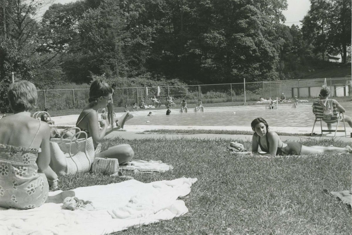 MaristArchives's tweet image. On this #MaristMonday here are some photo's of people enjoying Marist's former pool! #maristsummer #maristpool