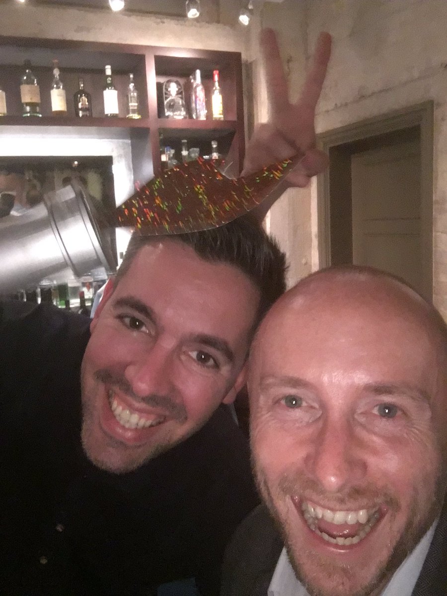 cheeky_chappie's tweet photo. Doing the tours at the @tableau #londontug #tableautorch @graeme_wiggins @davidmpires https://t.co/2MoYCwNMwJ