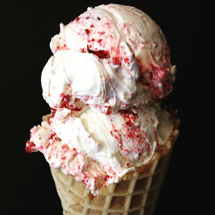 Red Velvet Cake is back again as our flavor of the week! Get your comfy pants ready. #flavoroftheweek #whitsfix