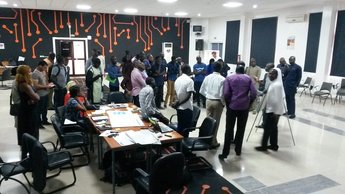 helloyux's tweet photo. Great #creativity #openinnovation workshop today with @orange_sn &amp; @AfricaGoDigital #UXDesign #Senegal #Africa #UX https://t.co/c4TZ8c7bir