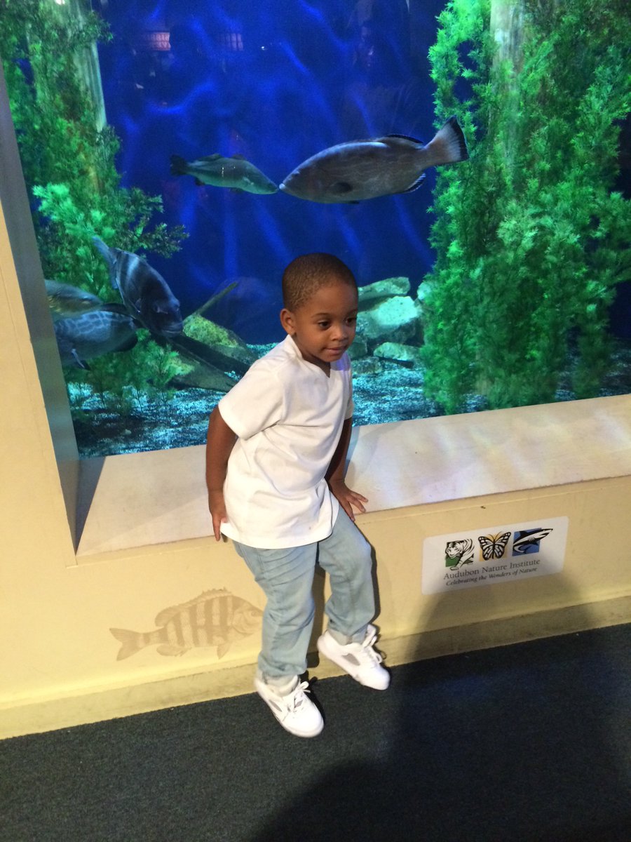 _jaaaddeeee's tweet photo. It's Monday right ? Well my two favorite guys #LilTre & #BigTre 😍❤️😘 https://t.co/77ONin7rhd