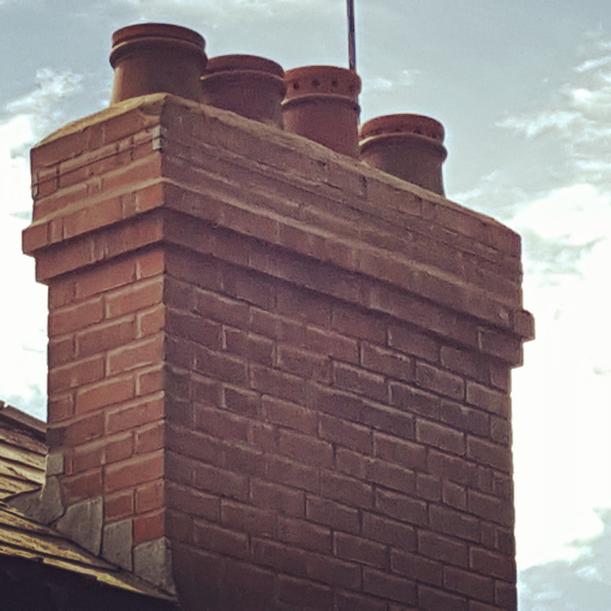 CleanflueNI's tweet photo. Chimney repointed today... #chimneysweep #chimneys #repairs #pointing #cowls #waterproof #lead #cleanflueNI https://t.co/QUOGTEYsSy