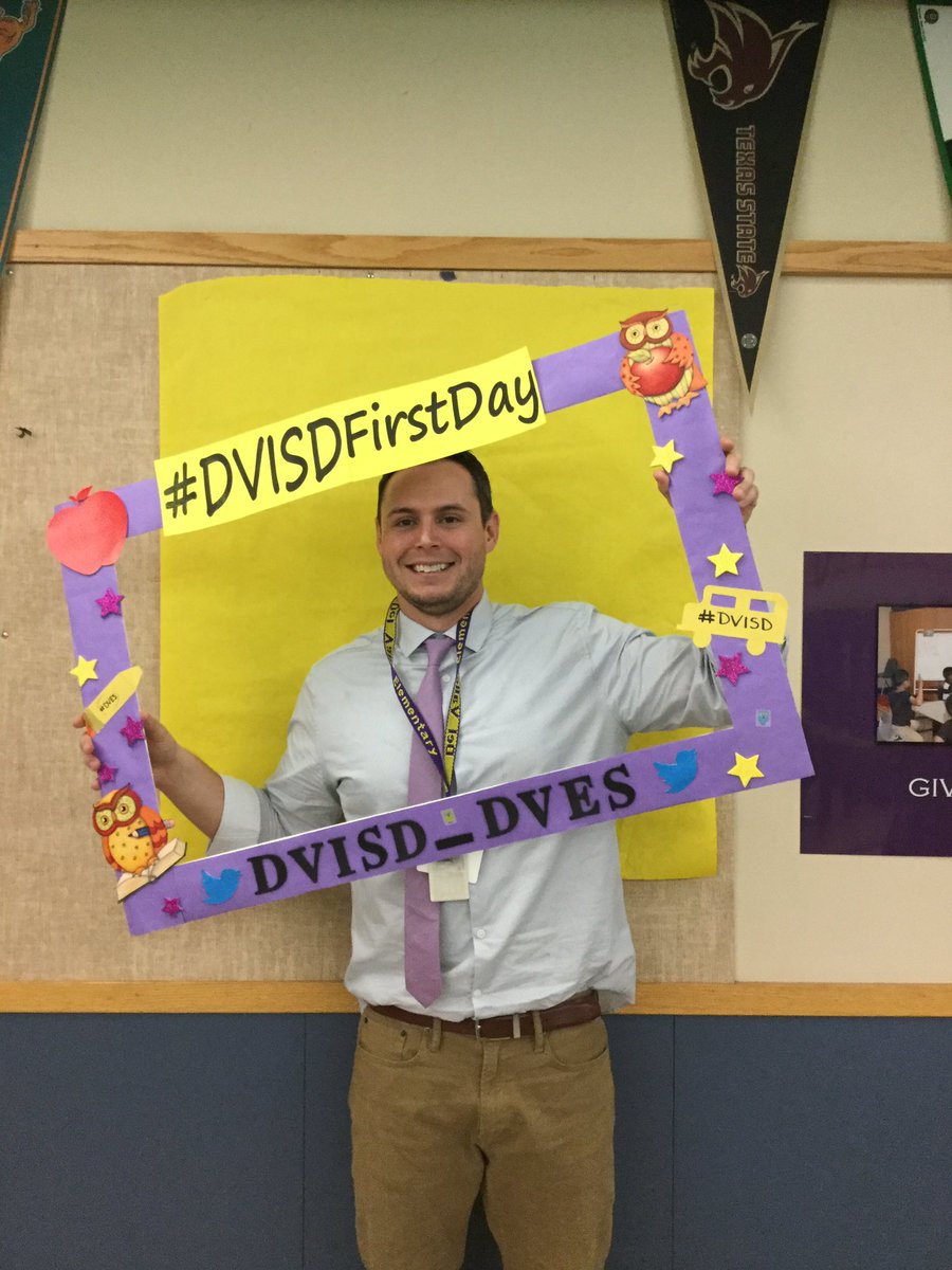 DVISD_DVES's tweet photo. Welcome aboard #DVESowls! #DVISDFirstDay https://t.co/ddirG3geqq