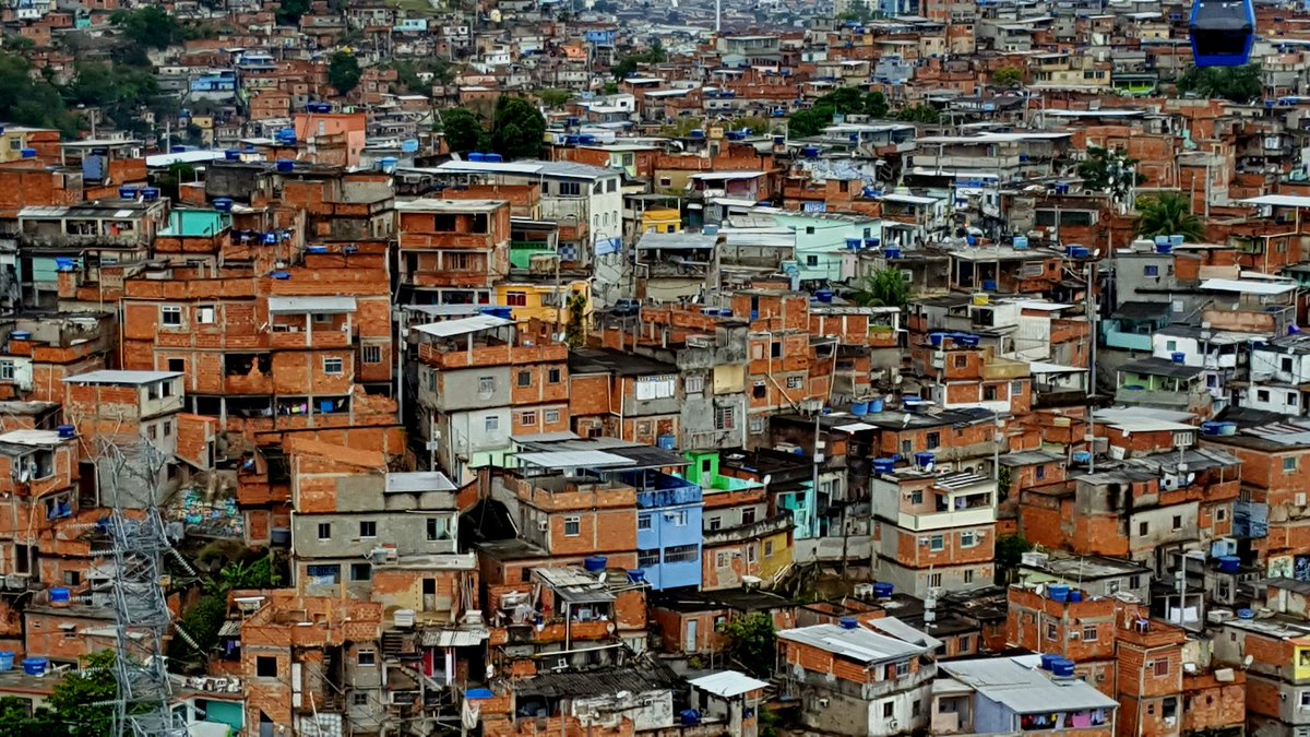 #Rio
Alemao fawela