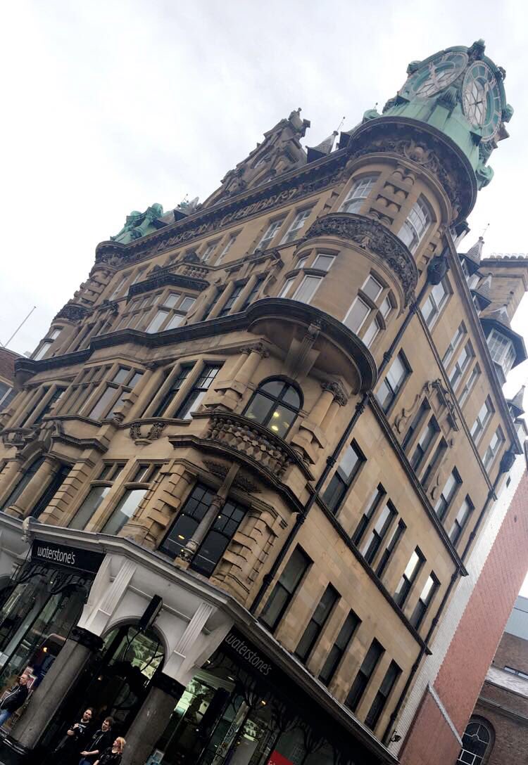 coolethio's tweet photo. Look at the beauty in your life and smile! #beautifulCastles #Newcastle_Upon_Tyne #England #UK #BlessedAndGrateful https://t.co/rBB9bP08Ie