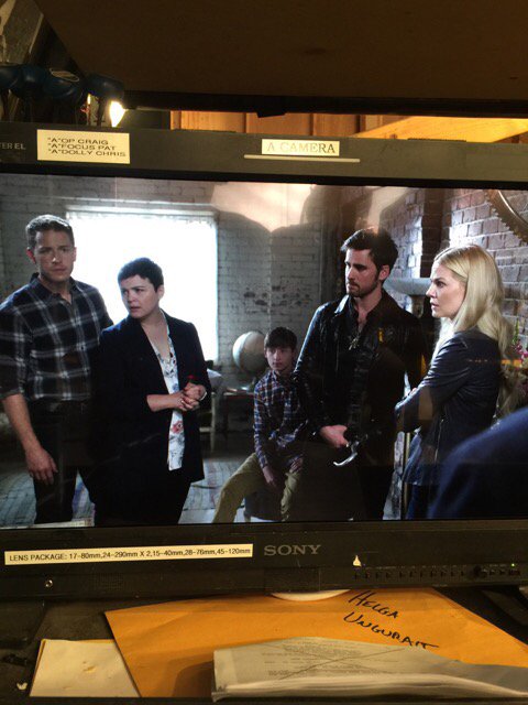 Courtesy of #OnceUponATime director <a href="/norbuck/">Norman Buckley</a> -- hey, whose shoulder is that in the foreground?  Hope to see ya 9/25!