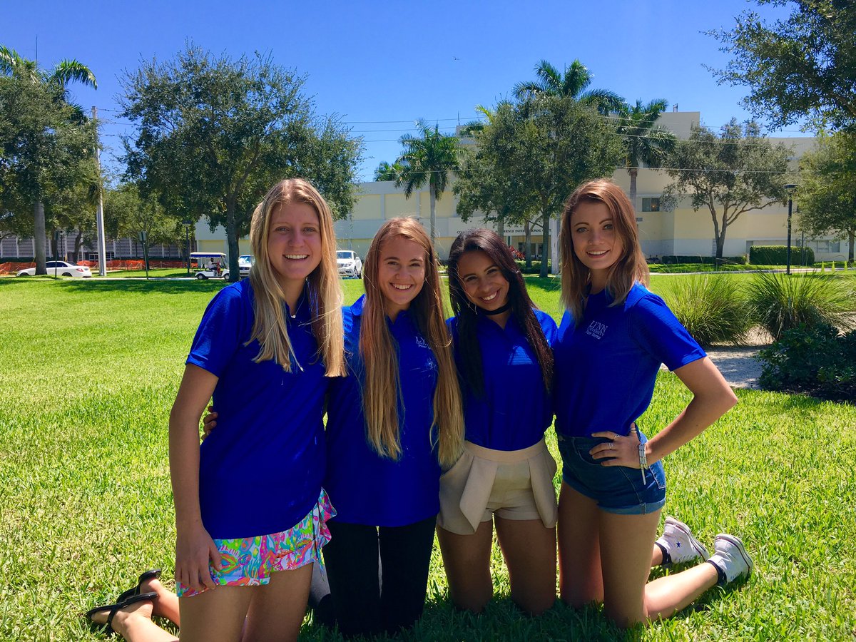 Our Tri Sigma Peer Mentors can't wait to meet all of you!! #lynnbound2016