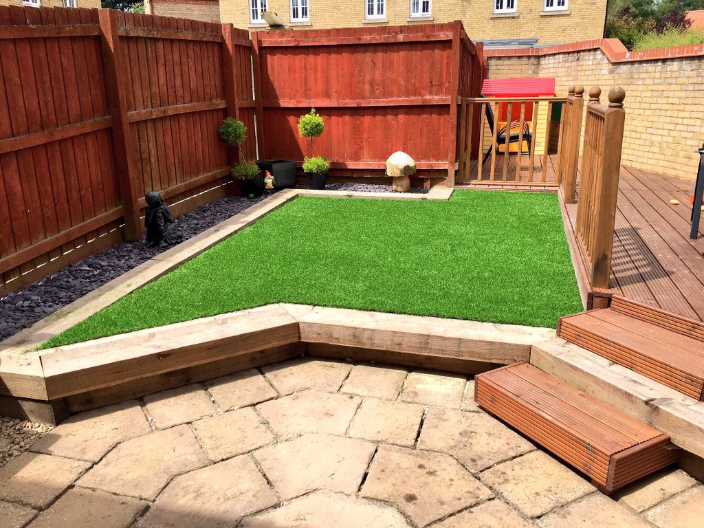 abitofgreenuk's tweet photo. A few recent installations. For more information on installation services call 0844 8705305 https://t.co/lpyXB1KMvN https://t.co/qGzFxA3GlJ