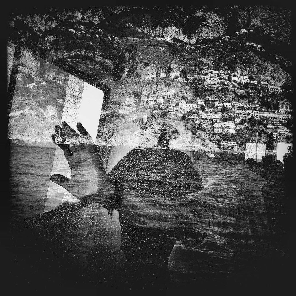 Photo © Marina Sersale <a href="/eauditalie/">EaudItalie</a>
Arriving - Positano 
Photo selected by Adriana Zehbrauskas @adrianazehbrauskas #…