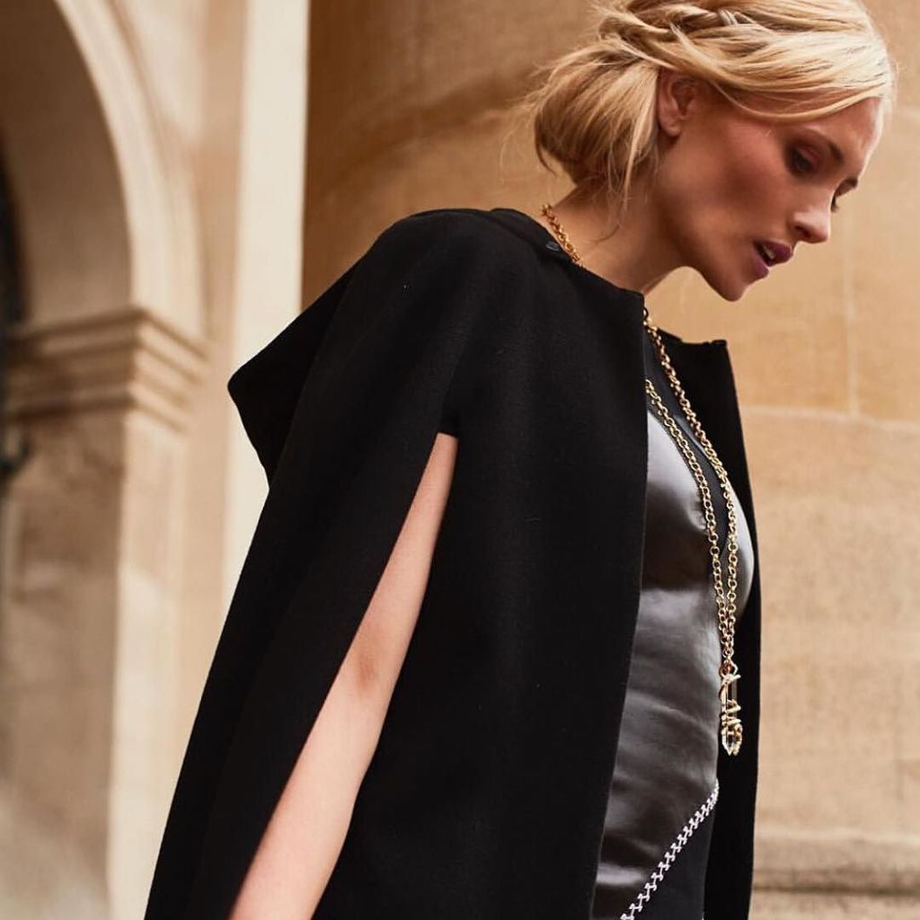 My beautiful @yfkesturm in the new issue of @holafashion_es dressed in @versace_official #… ift.tt/2c039ja