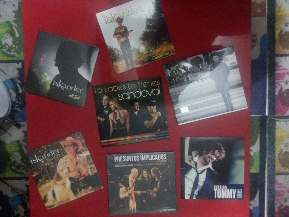 Discos de regalo <a href="/sandovaloficial/">Sandoval</a> <a href="/OmarYubeili/">Yubeili</a> <a href="/presuntosimplic/">PRESUNTOS IMPLICADOS</a> @iskanderlara <a href="/tommytorres/">Tommy Torres</a> goo.gl/BPccof