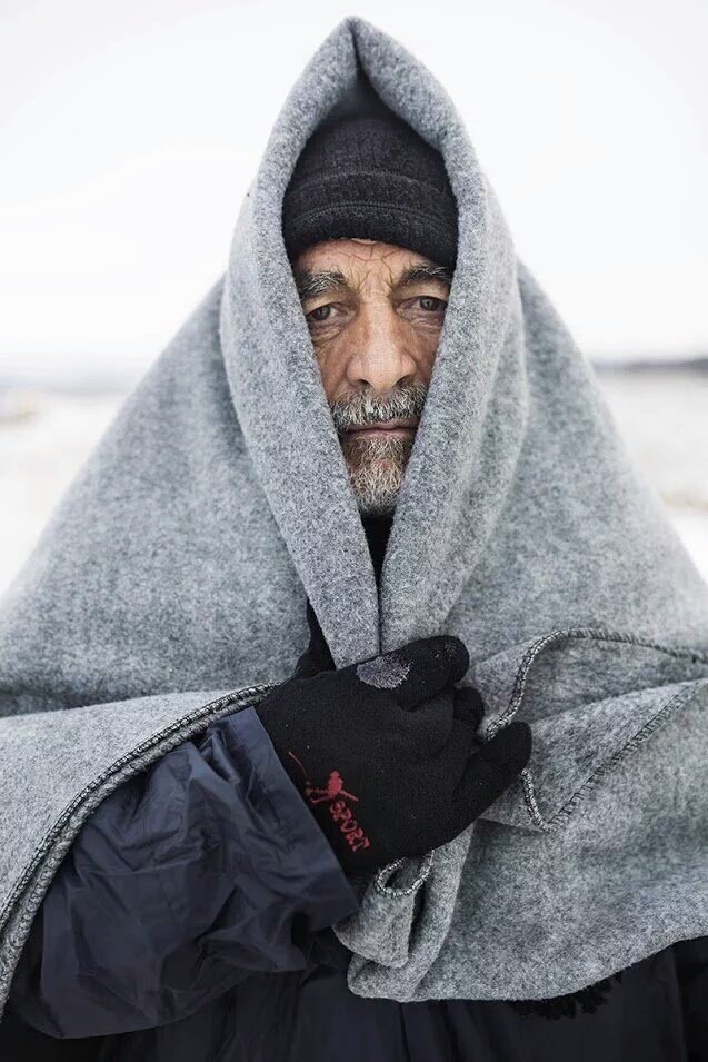 Marodriguez1971's tweet photo. 18. @jangelgabaldon Podría ser mi padre. Pero es un refugiado de esos varado en la Europa de los Derechos Humanos. https://t.co/WIicGKEJU5