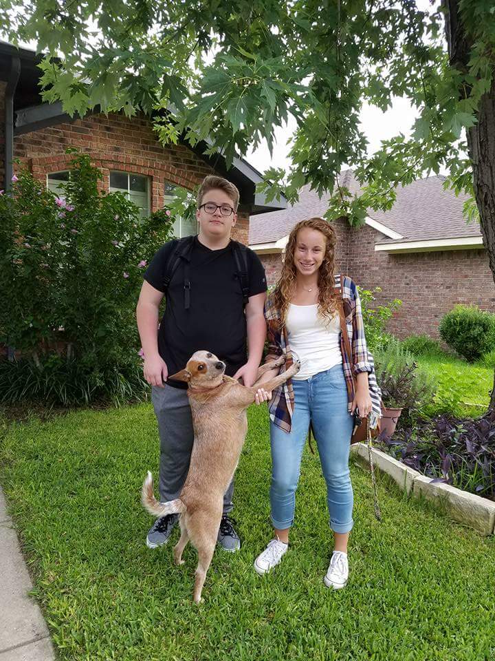 AMG63Run's tweet photo. #WFAABTS  @ithinkimtommy 8th Grade  @siobhangove Senior!  First Day! https://t.co/baPR2wwNaf